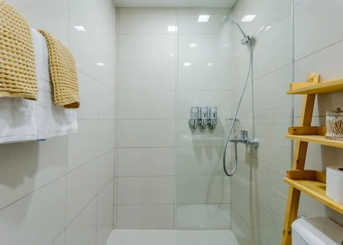 The Oasis 1 Bedroom With Pool Sauna Gym And