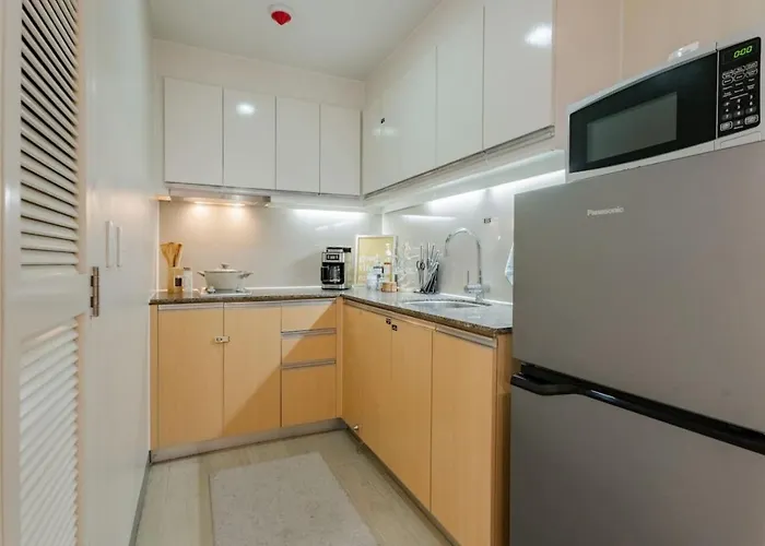 The Oasis 1 Bedroom With Pool Sauna Gym And