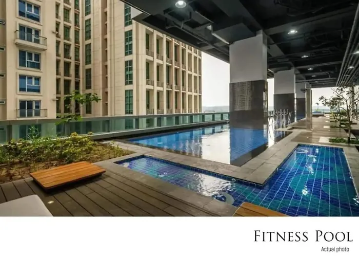 The Oasis 1 Bedroom With Pool Sauna Gym And Holiday home Manila