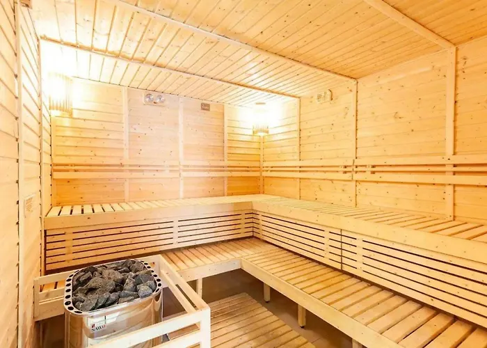 Holiday home The Oasis 1 Bedroom With Pool Sauna Gym And
